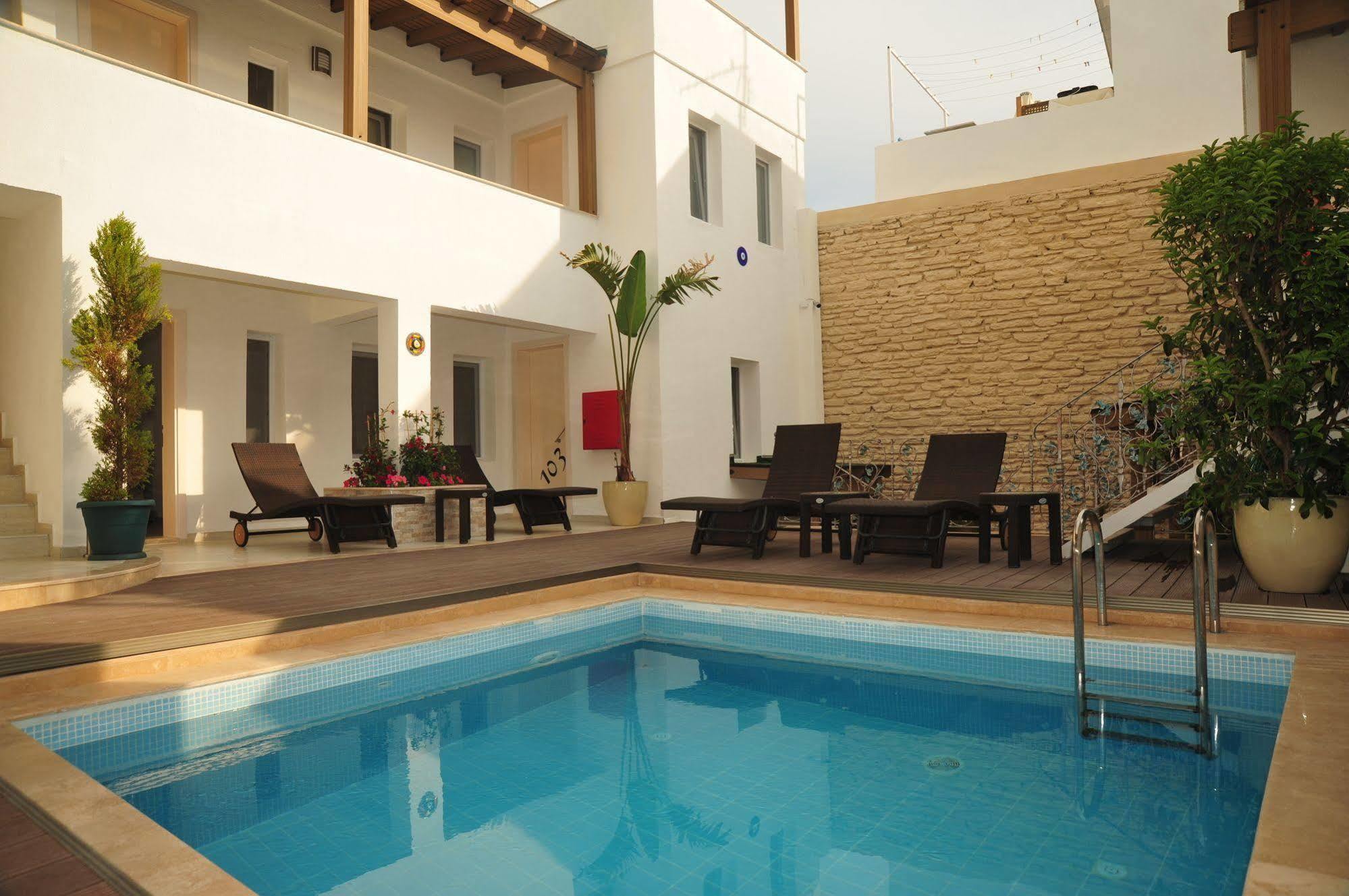 7. Art Feslegen Bodrum